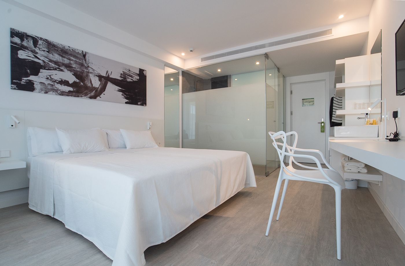 Els-Pins-Resort---Spa-Room-29