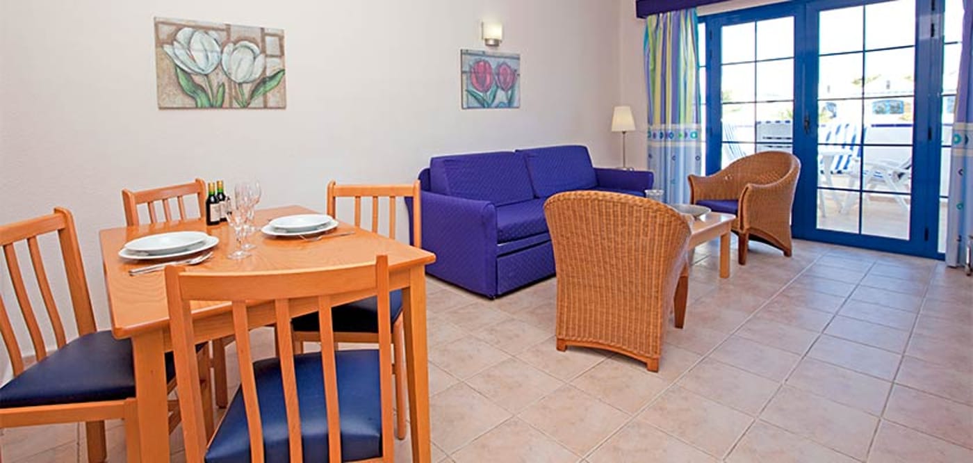 Cinco-Plazas-Room-15