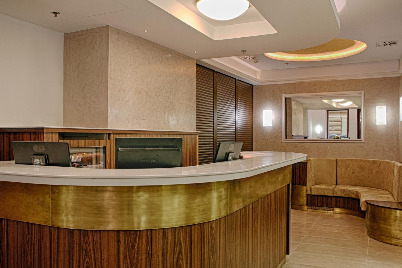 Hotel Ambiance - Czech Republic - PRAGUE 2 - Lobby - 6