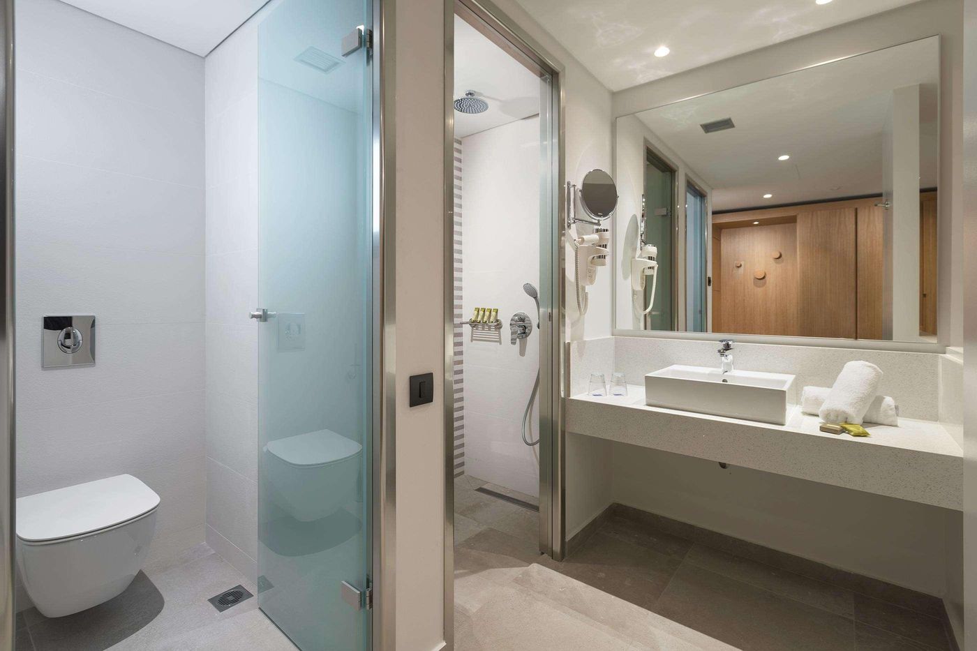 Archipelagos-Hotel-Room-30