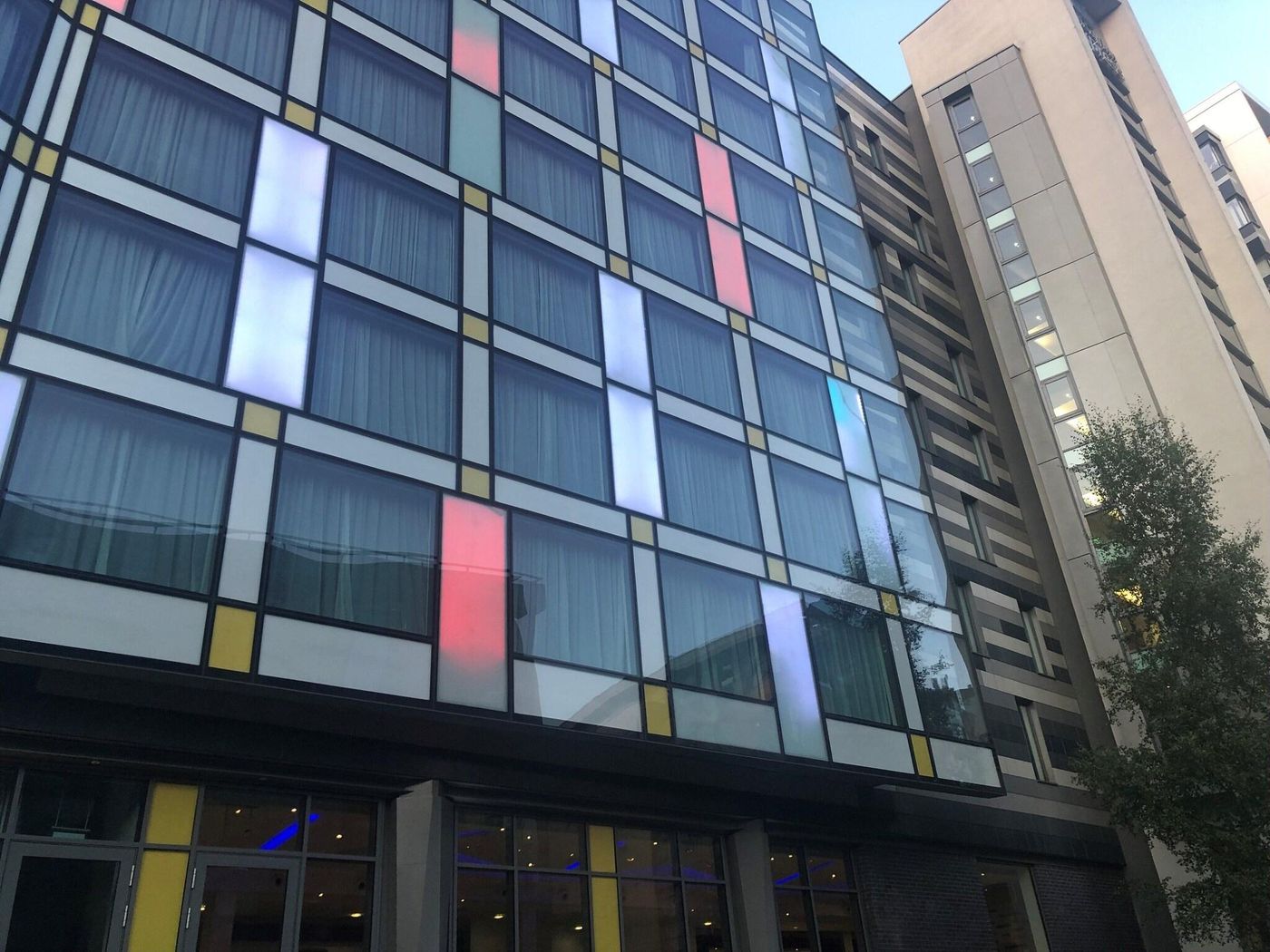 Holiday Inn Express Manchester City Centre - Arena-United Kingdom-Manchester-General view-10