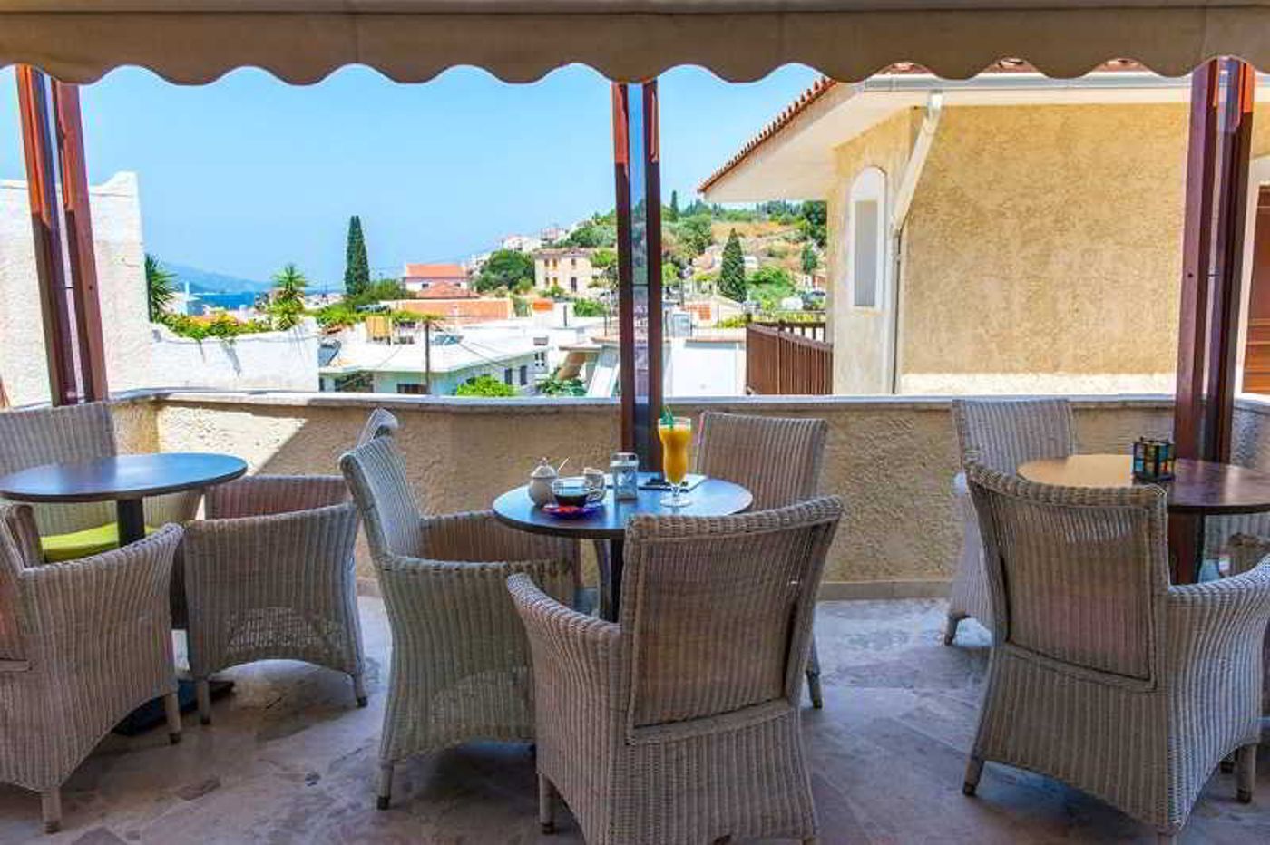 Virginia-Hotel-Terrace-5