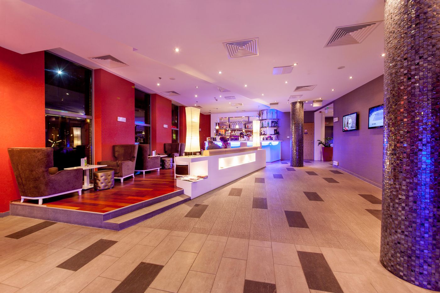 Royal-Park-Boutique-Hotel-Lobby-11