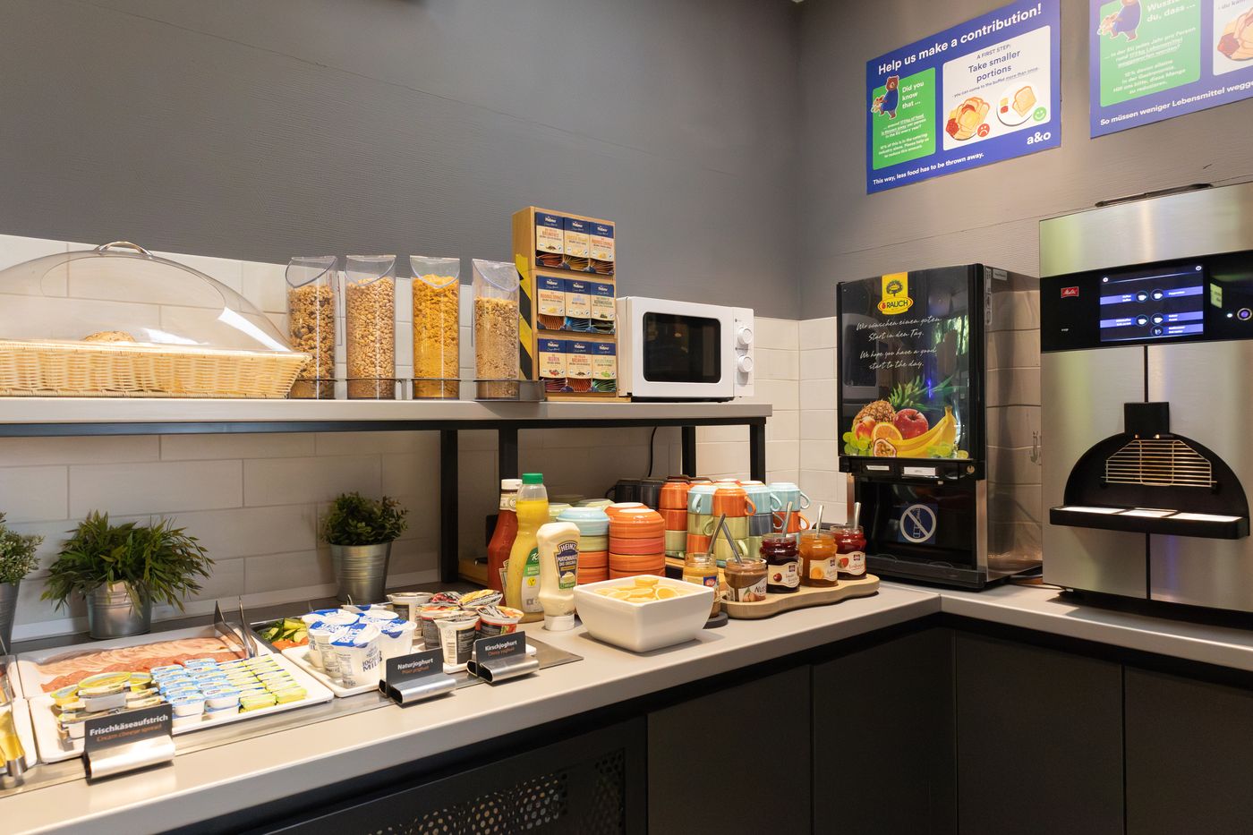 A-O-Munich-Central-Station-Restaurant-20