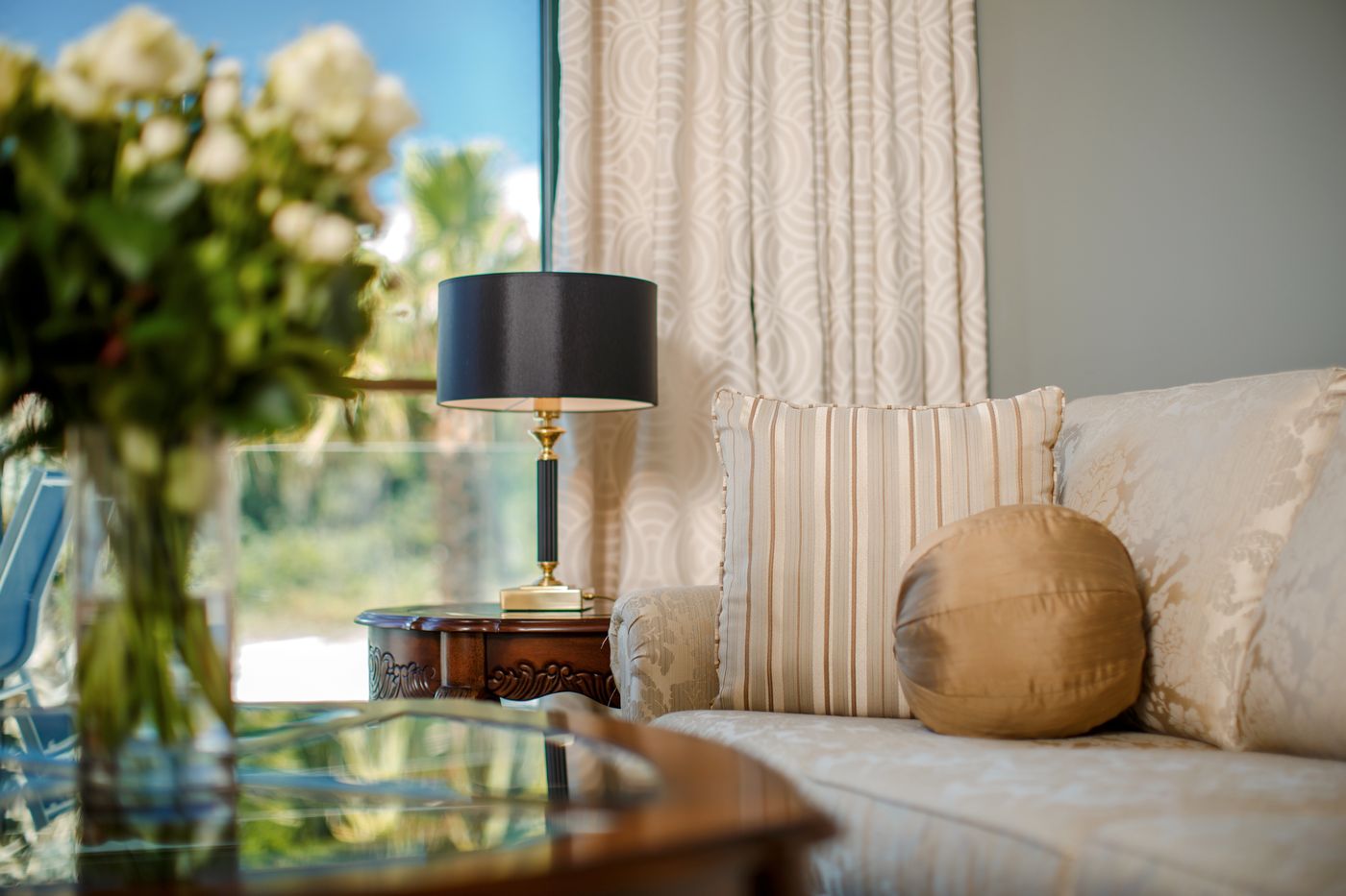 Royal-Princess-Room-17