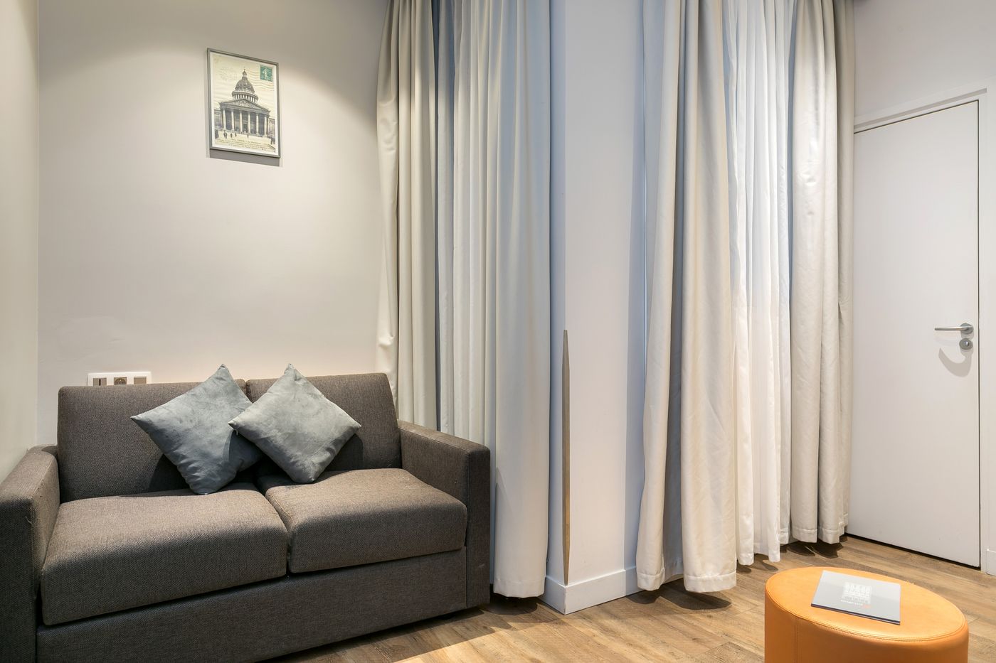 Hotel-Magenta-38-by-HappyCulture-Room-22