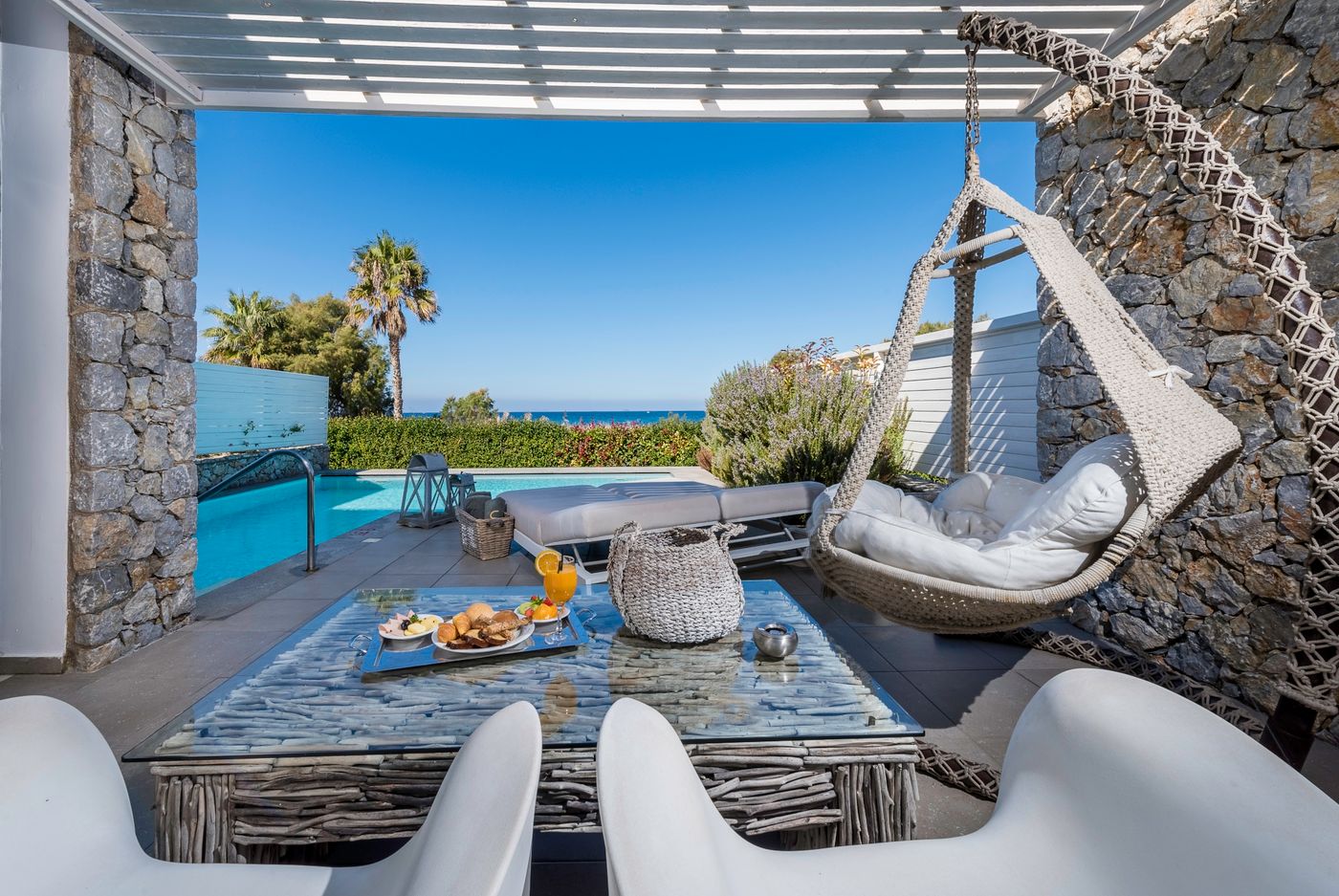 Diamond-Deluxe-Room-12