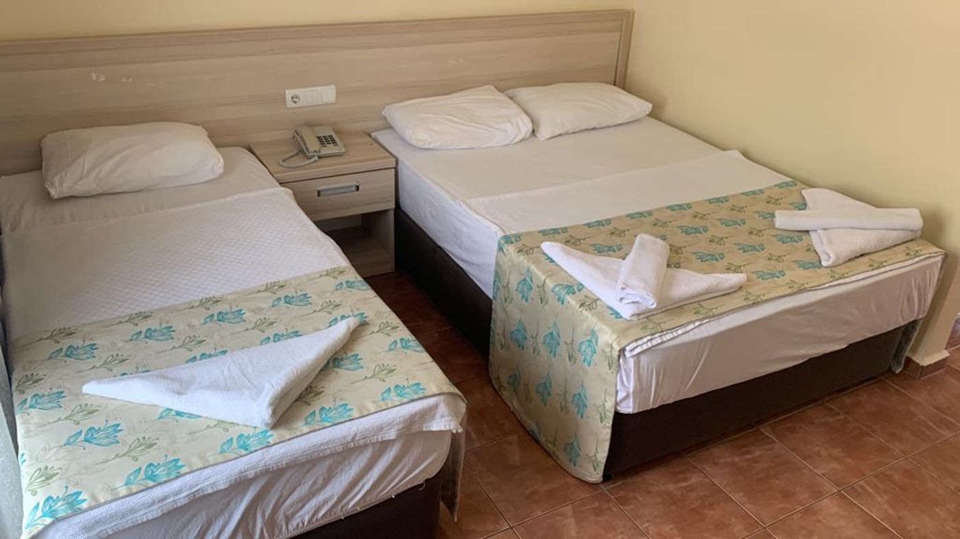 Magic-Tulip-Hotel-Room-18