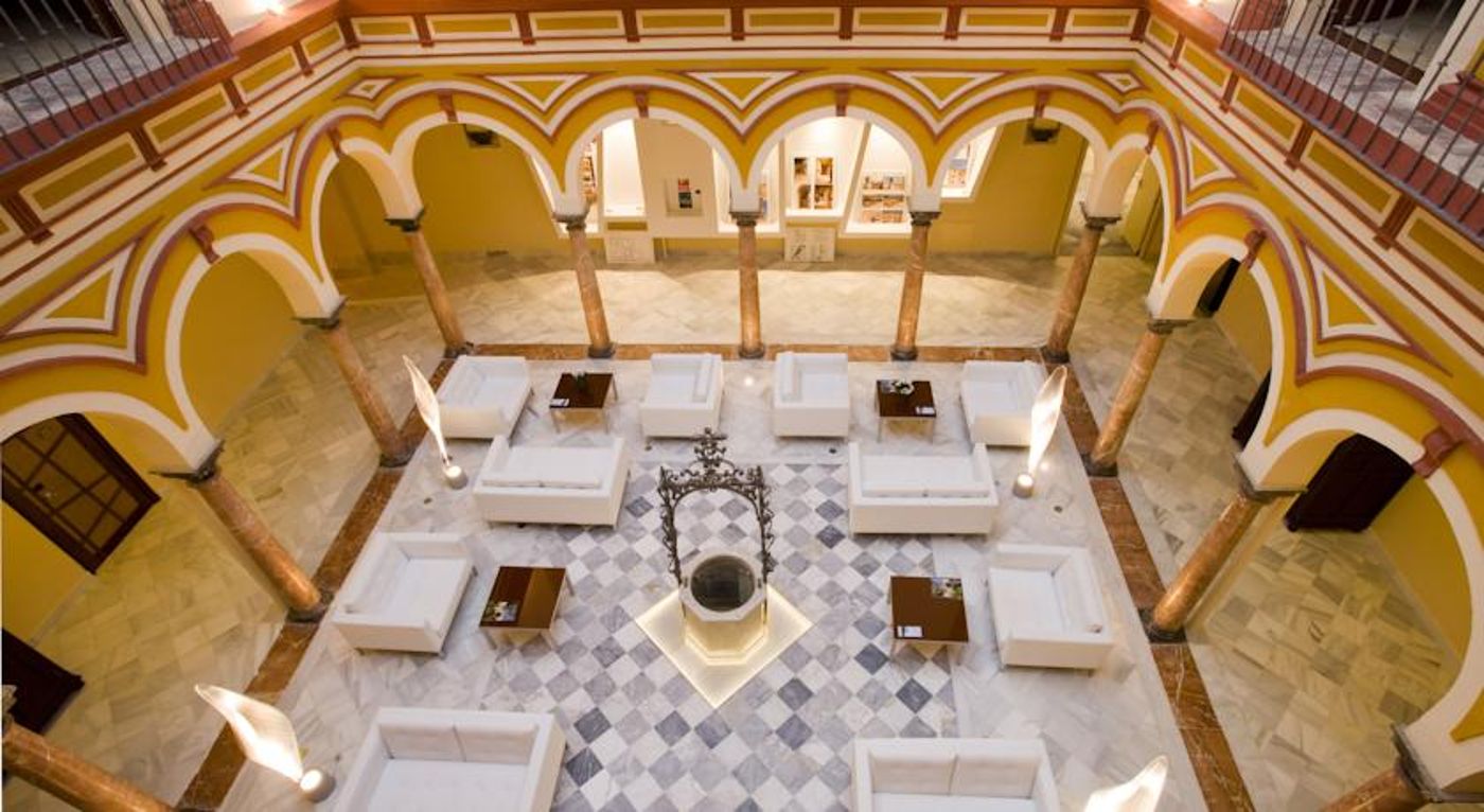 Abba Palacio de Arizon