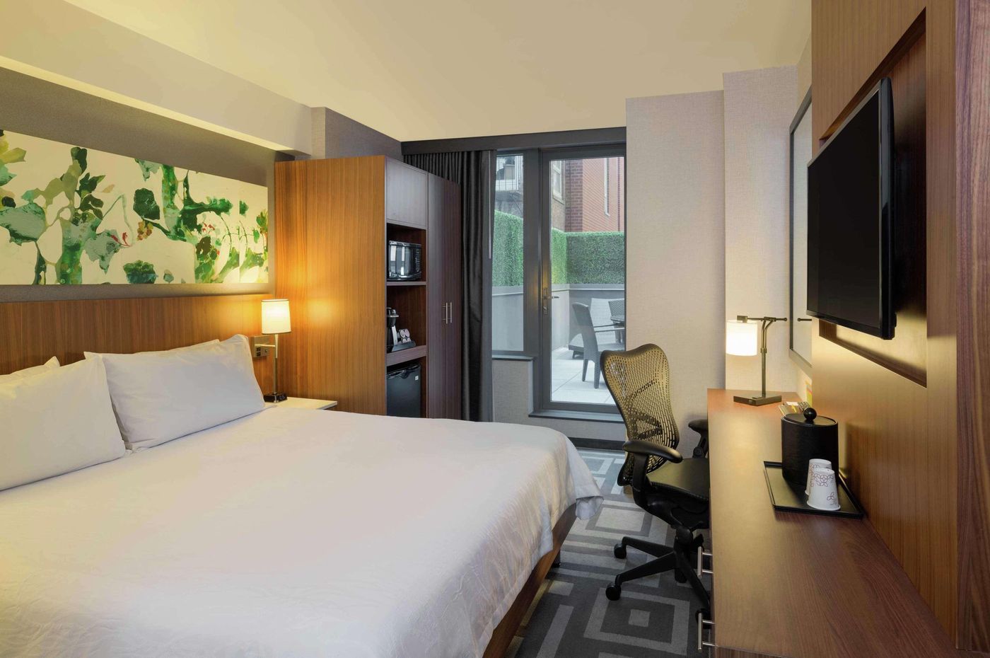Hilton-Garden-Inn-New-York-Central-Park-South-Midt-Room-19