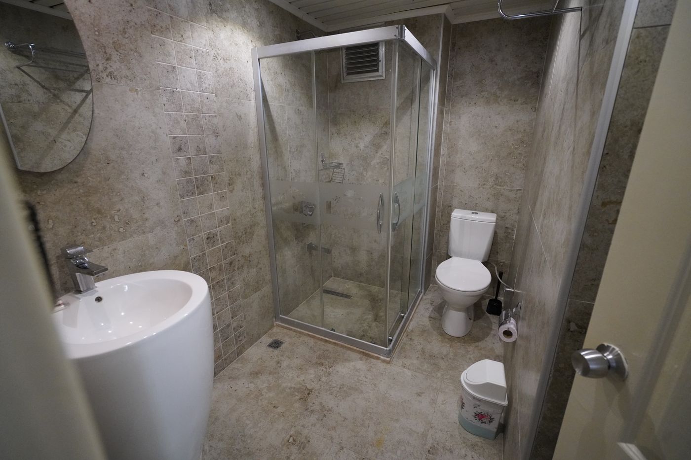 Happy-Apart-Hotel-Room-47