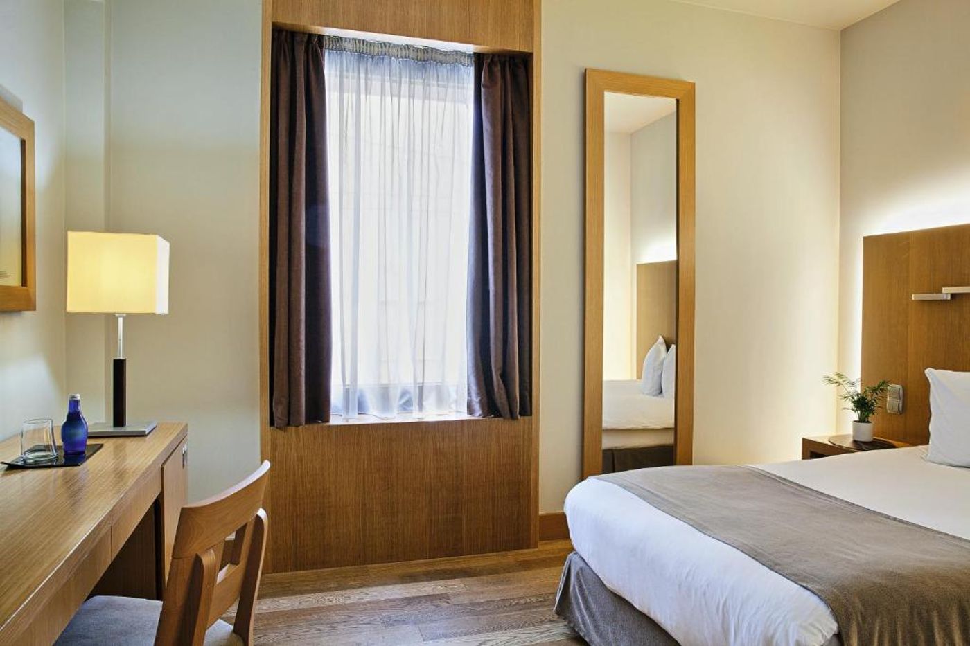 Trademark Collection By Wyndham Lazart - Greece - THESSALONIKI - Room - 5