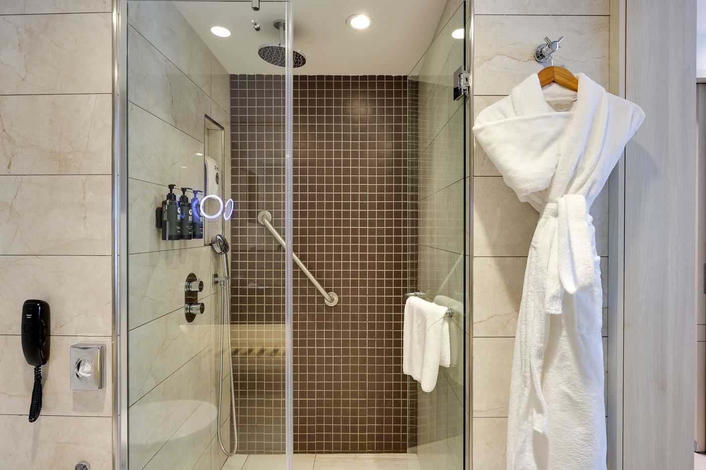 Ramada-Istanbul-Old-City-Room-52