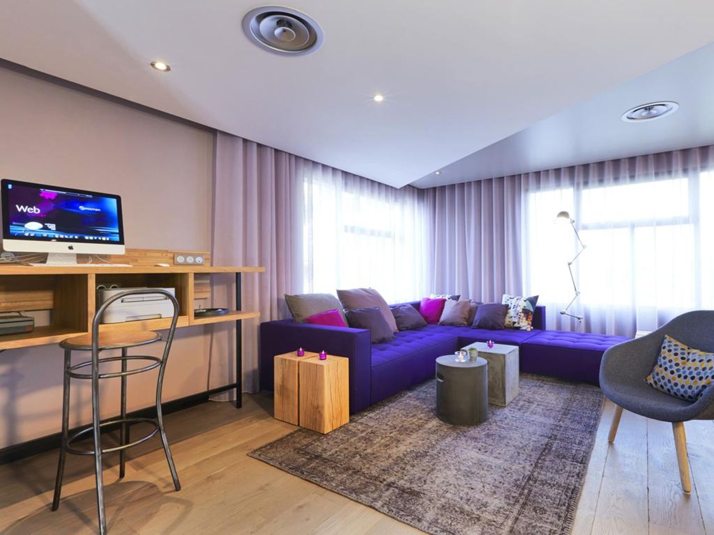 Campanile-Paris-Ouest---Pont-de-Suresnes-Lobby-37