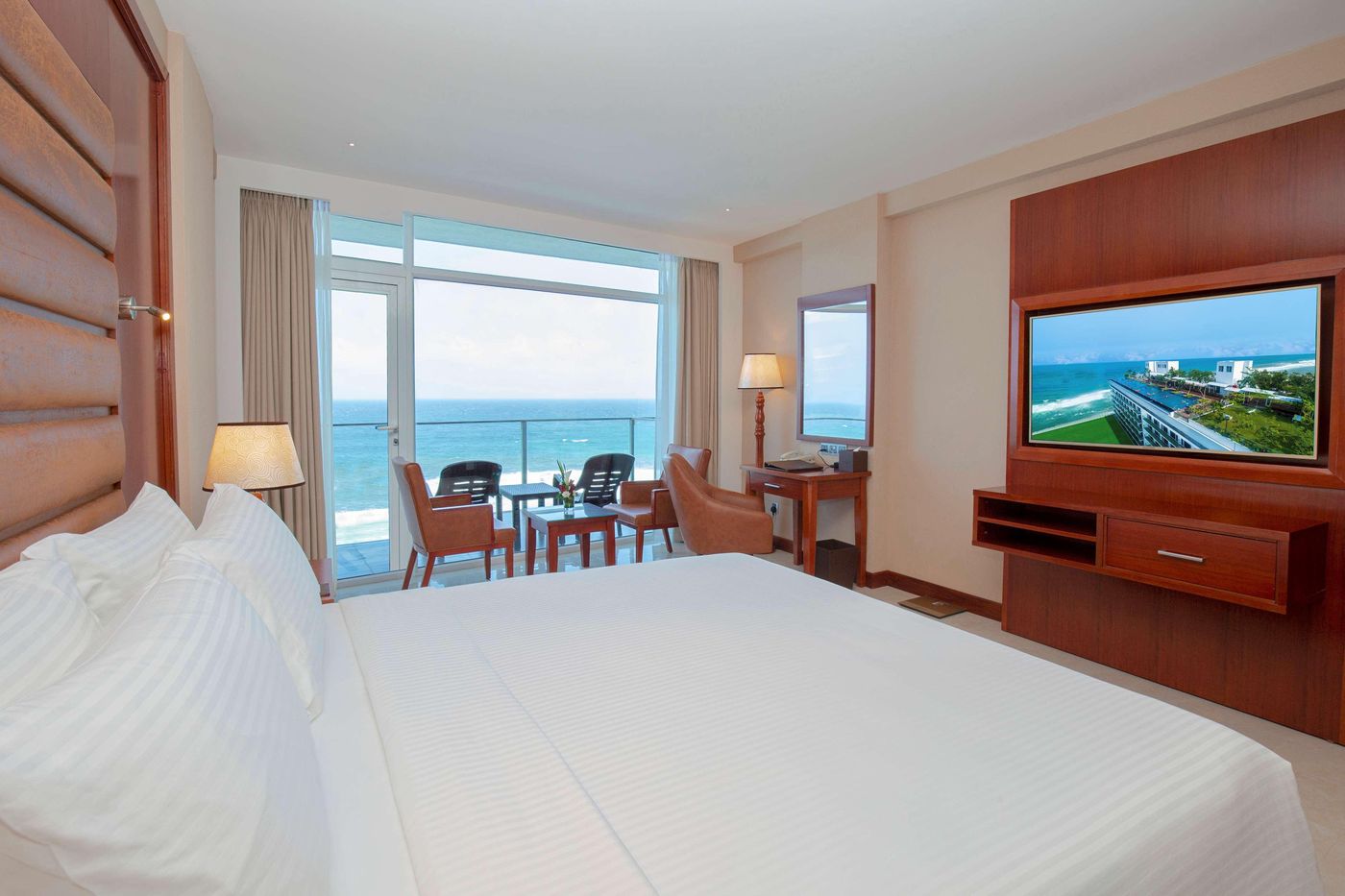 Marino-Beach-Colombo-Room-14