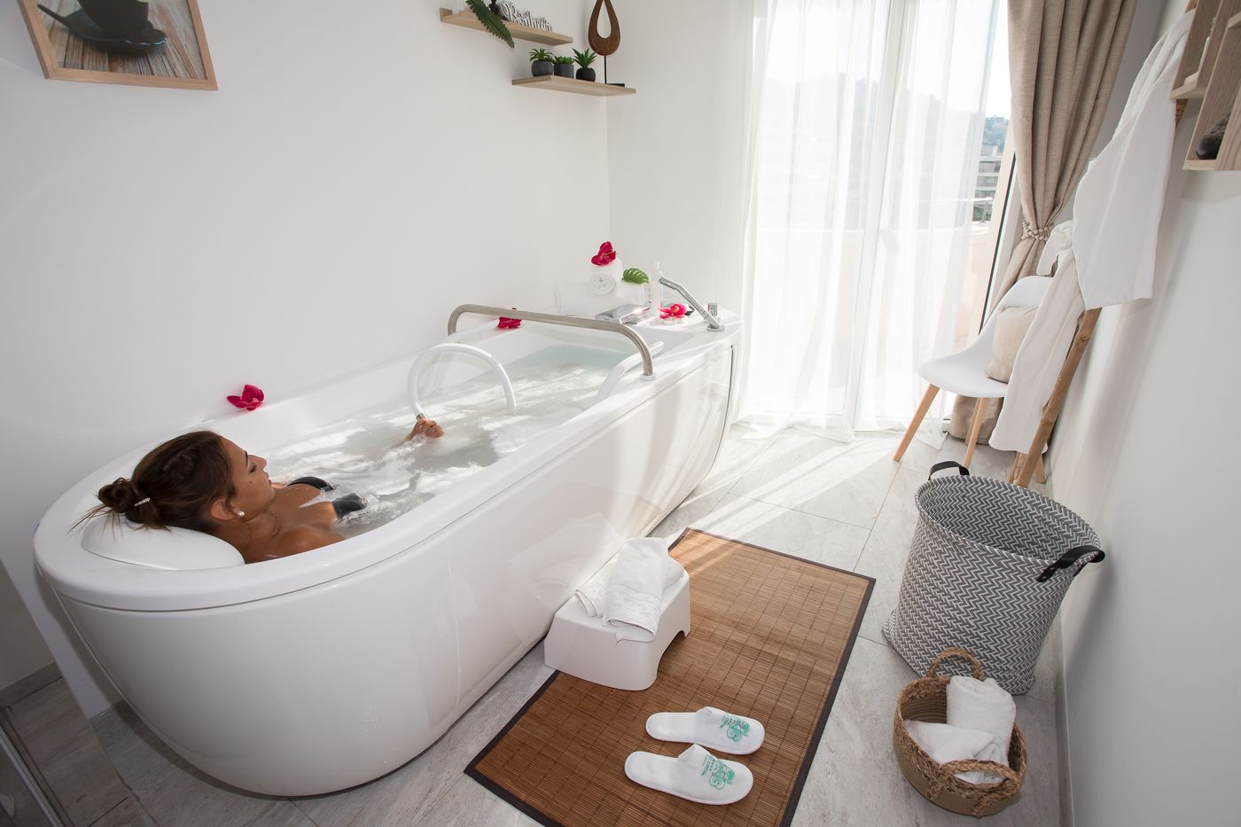 Cristal-Hotel---Spa-Pool-30