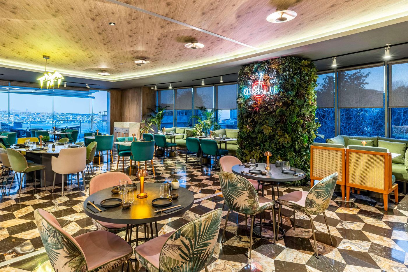 Opera-Hotel-Bosphorus-Restaurant-11