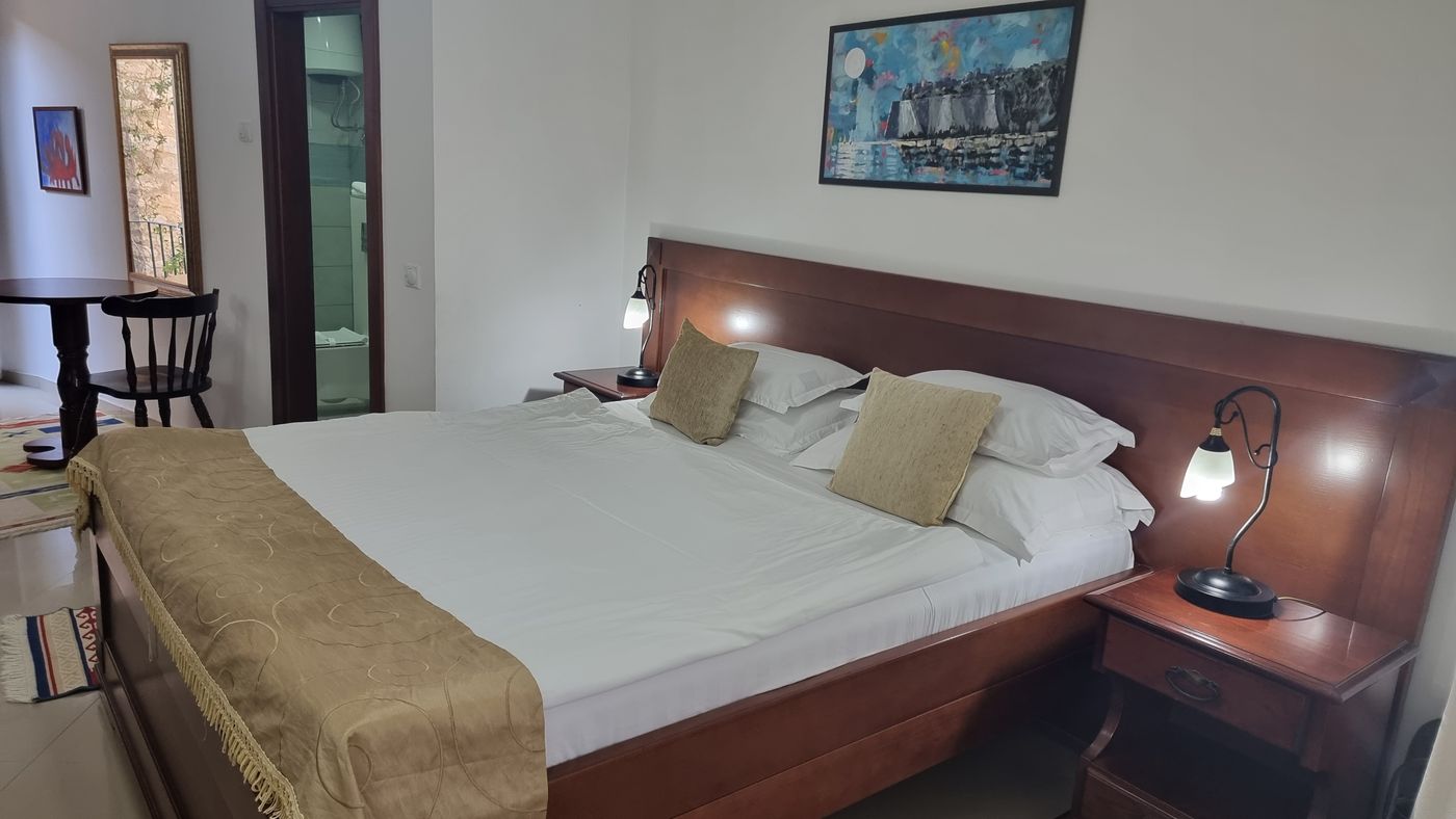 Hotel-Palata-Venezia-Room-35