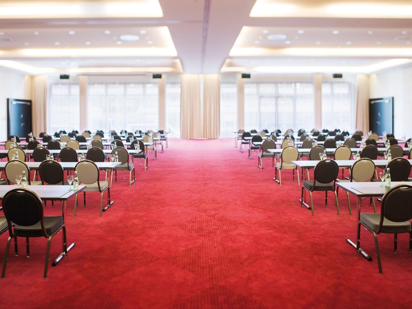 Movenpick Hotel Stuttgart Airport-Germany-STUTTGART-General view-7