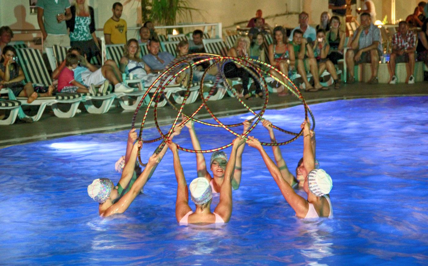 Club-Hotel-Shark-Sports-and-Entertainment-23