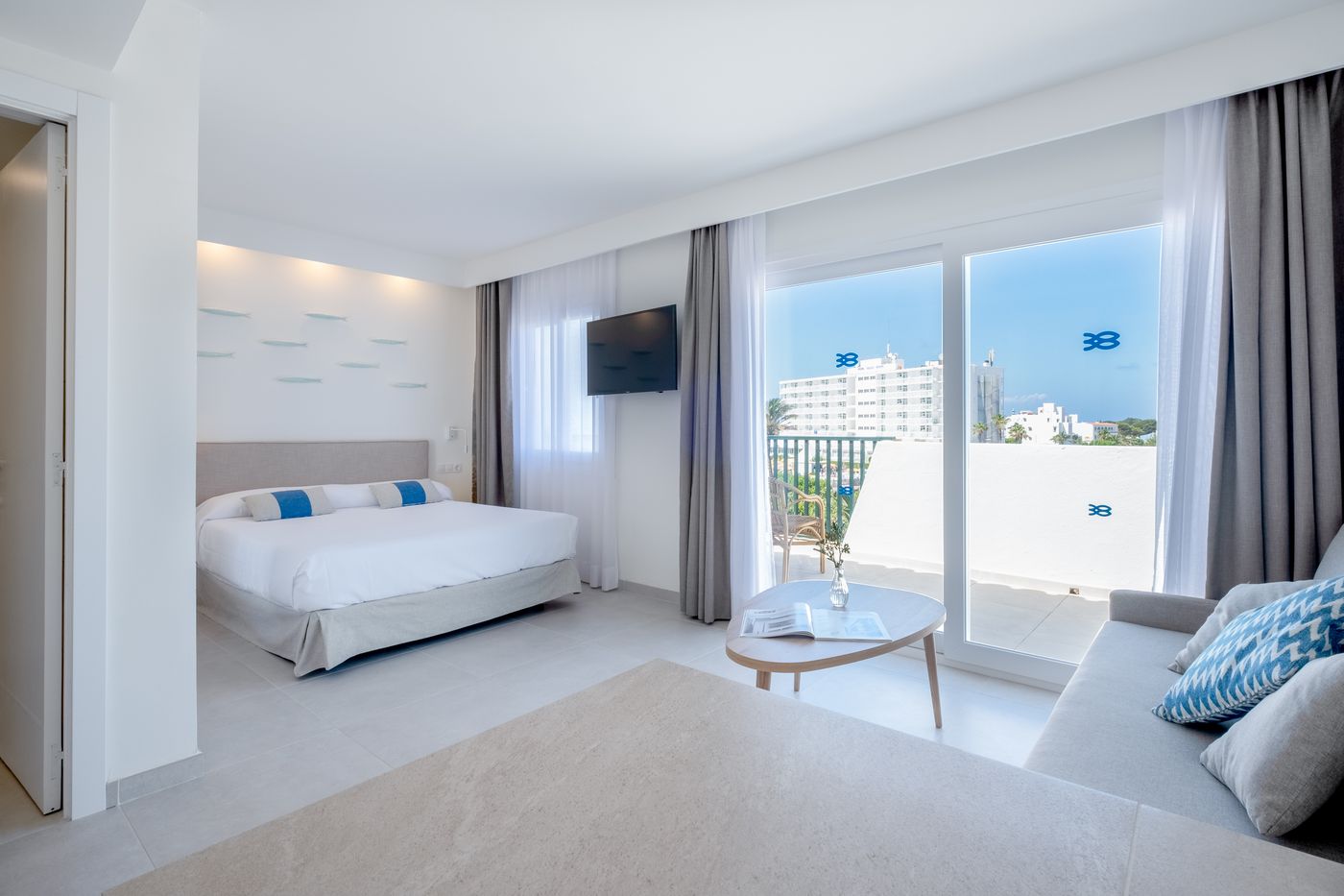 Carema-Beach-Menorca-Room-14