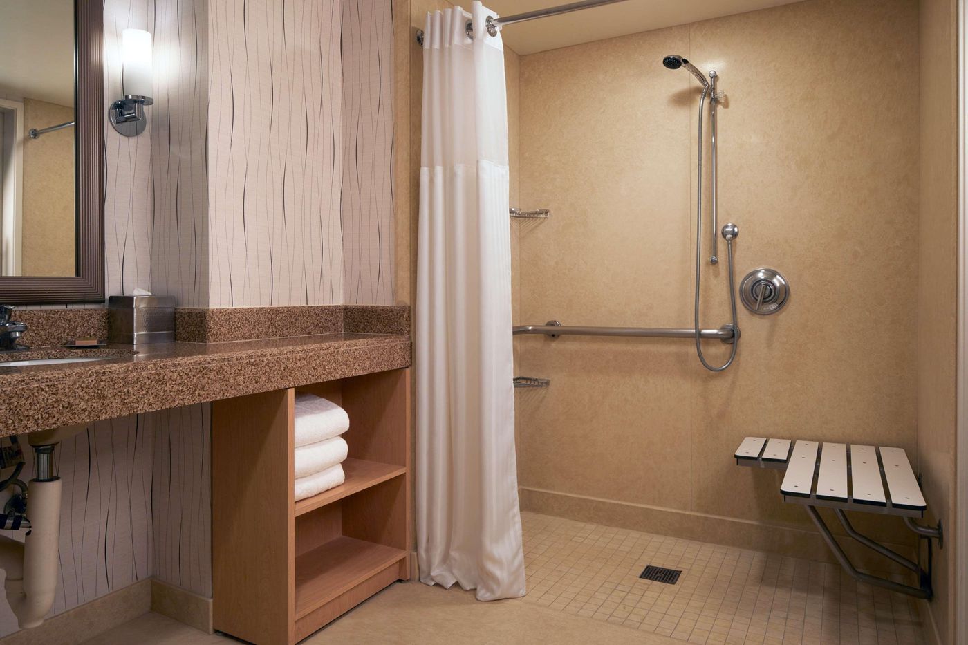 Hilton-Los-Angeles-Airport-Room-54