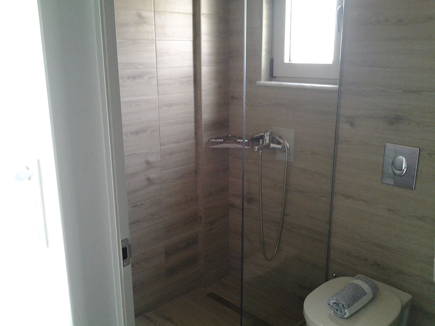 Lola-Apartments-Room-33