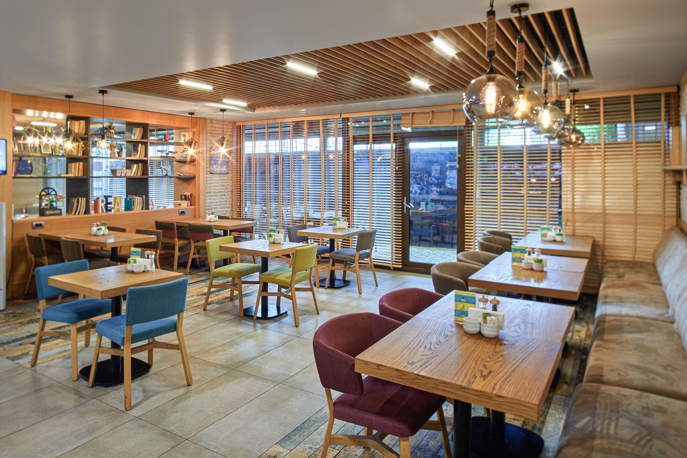 Holiday-Inn-Istanbul-Kadikoy-Restaurant-46