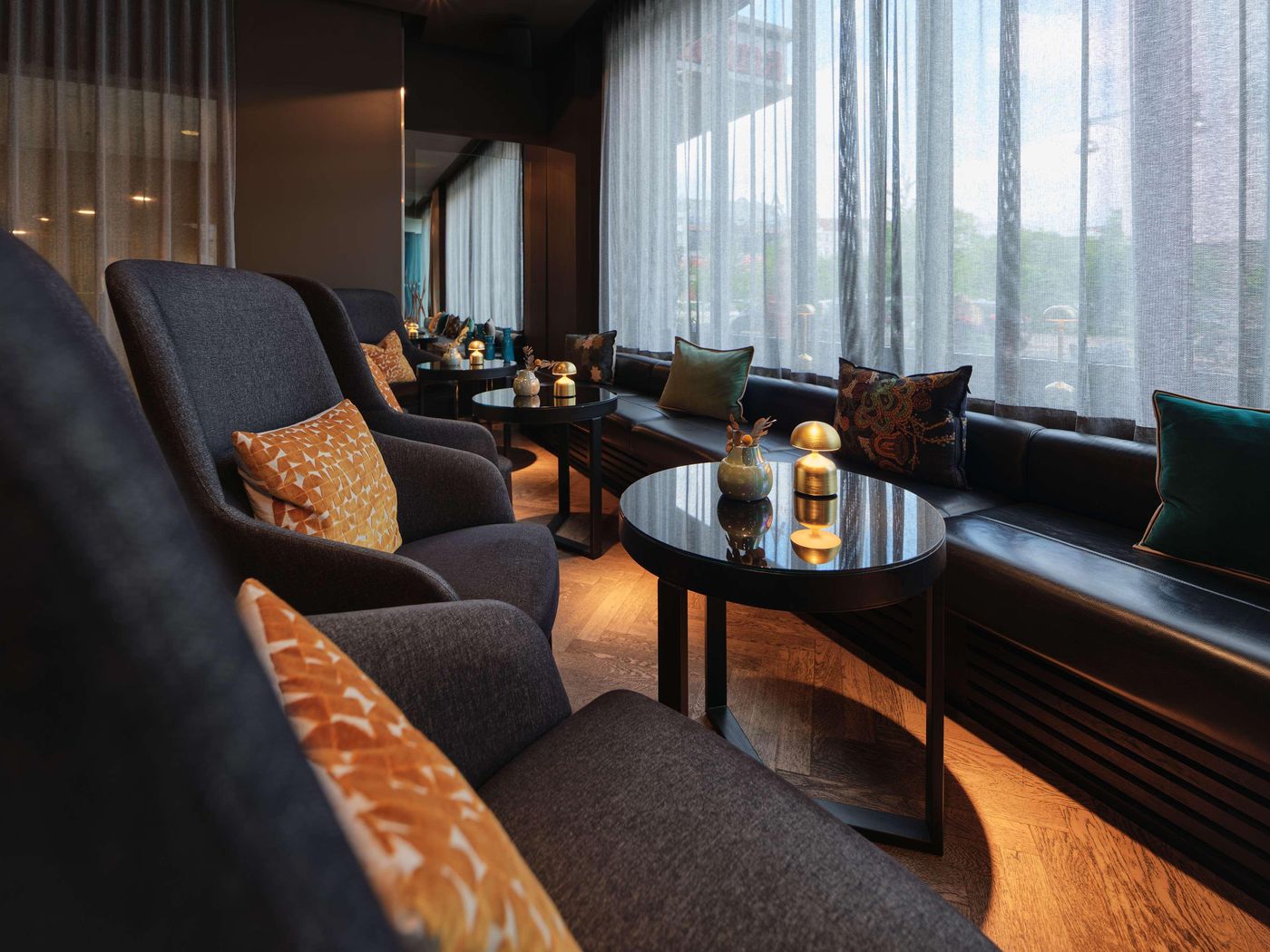 Adina-Apartment-Hackescher-Markt-Bar-7