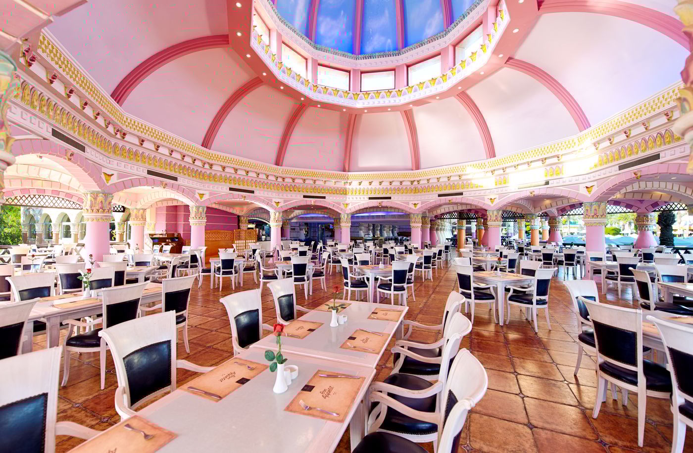 Kamelya Collection Aishen K Club