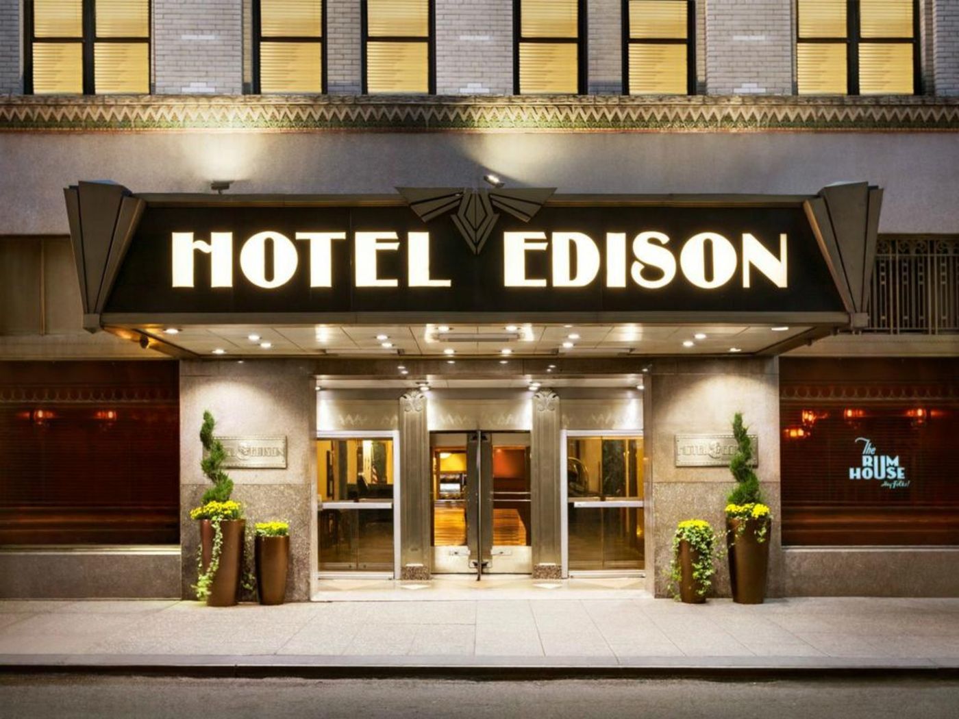 The-Edison-Hotel-NYC-General-view-5