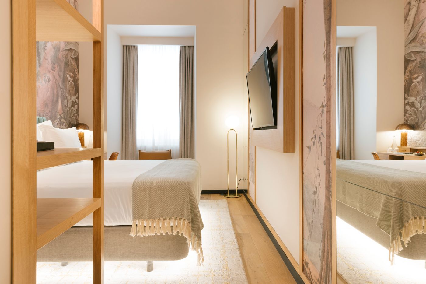 Pestana Rua Augusta Historic Downtown Hotel-Portugal-Lisboa-Room-4