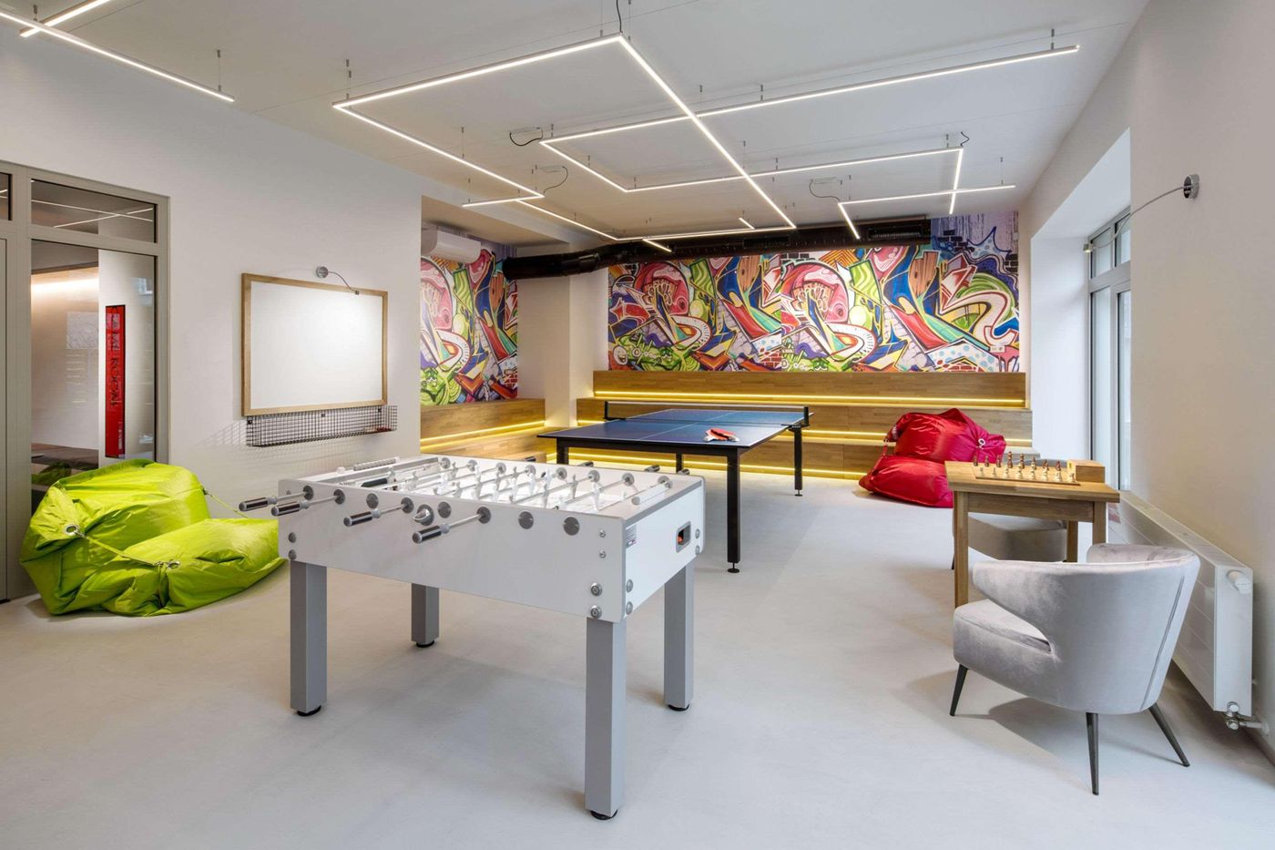 Comfort-Hotel-Prague-City-East-General-view-33