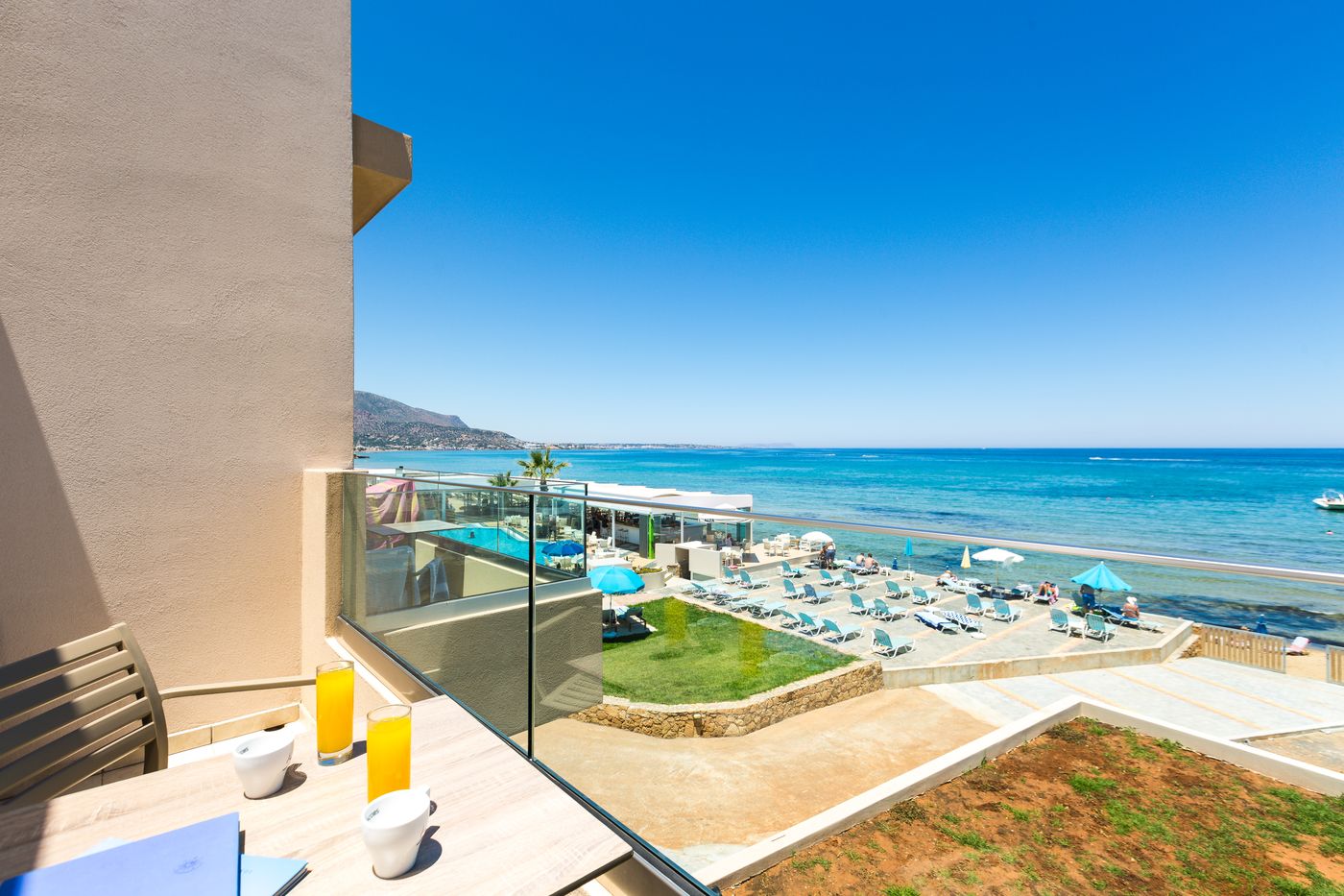 Theo Star Beach Apartments