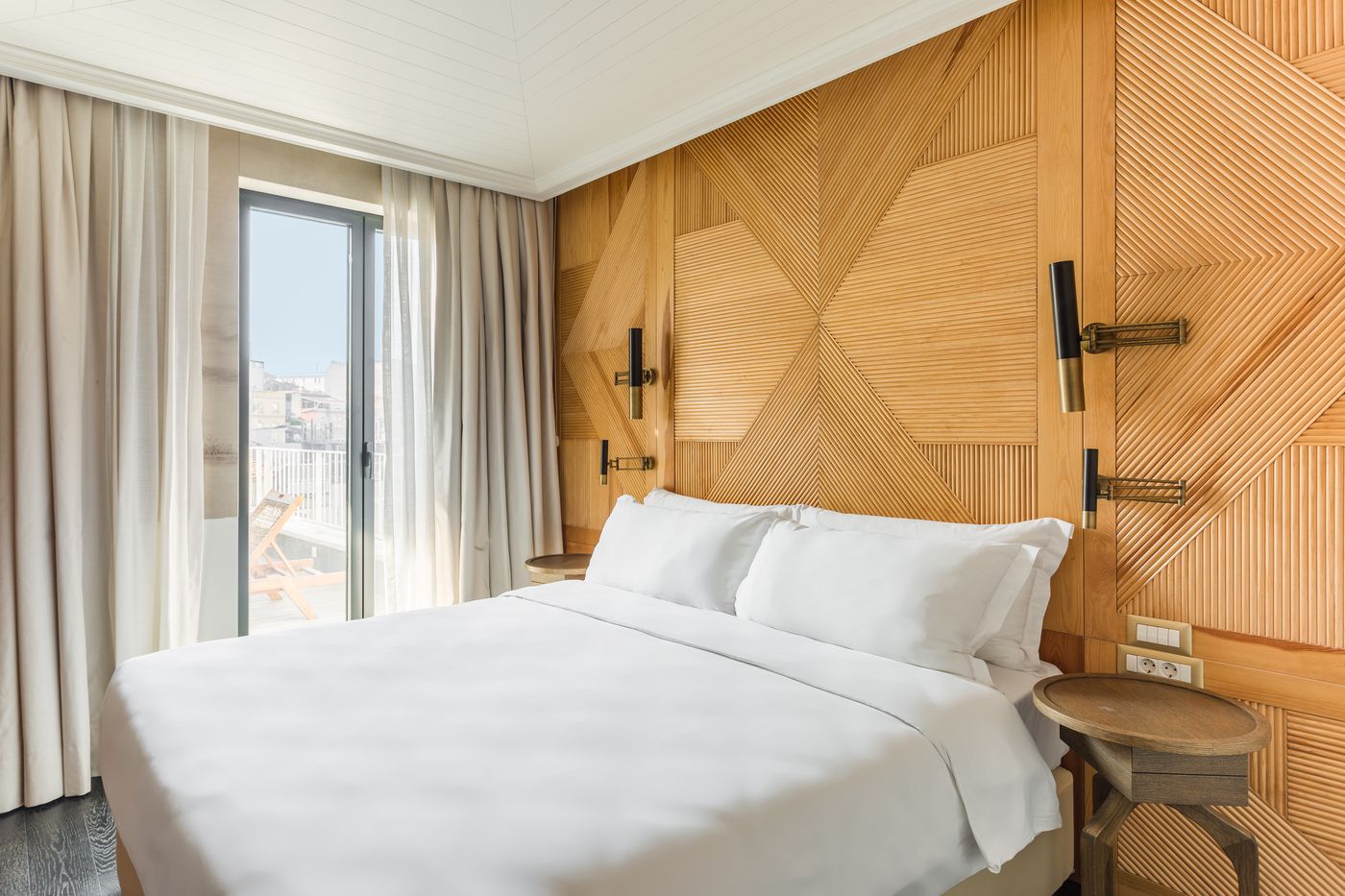 Room-Mate-Emir-Room-51