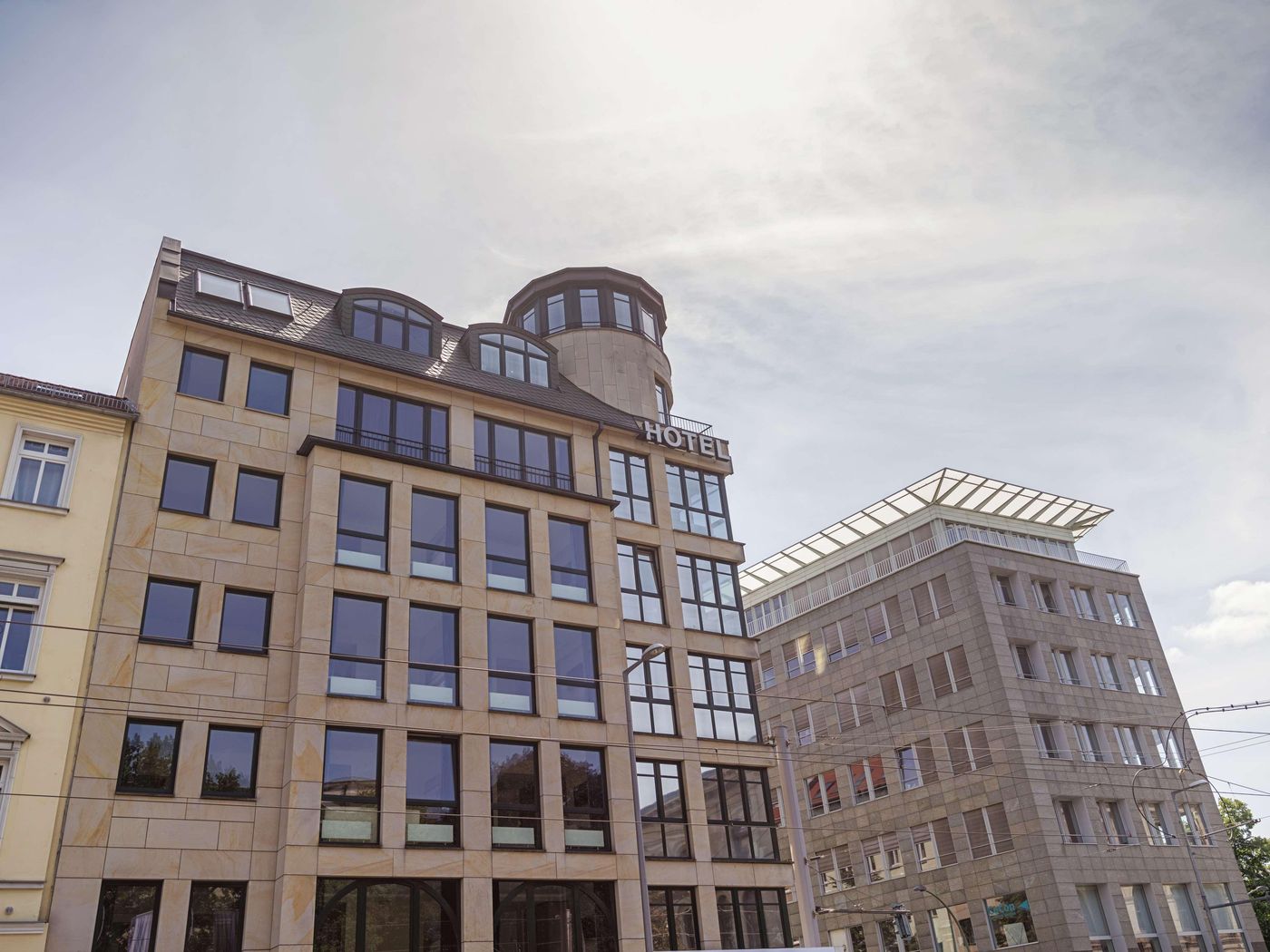 Berlin-Mitte-by-Campanile-General-view-66