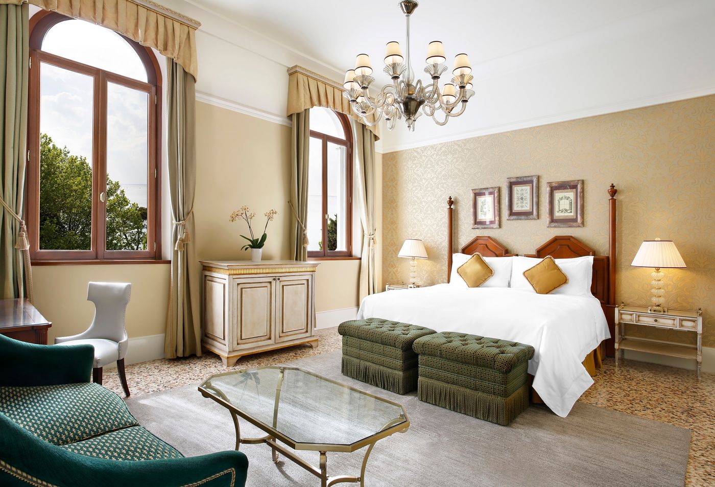 San-Clemente-Palace-Kempinski-Hotel-Venice-Room-6