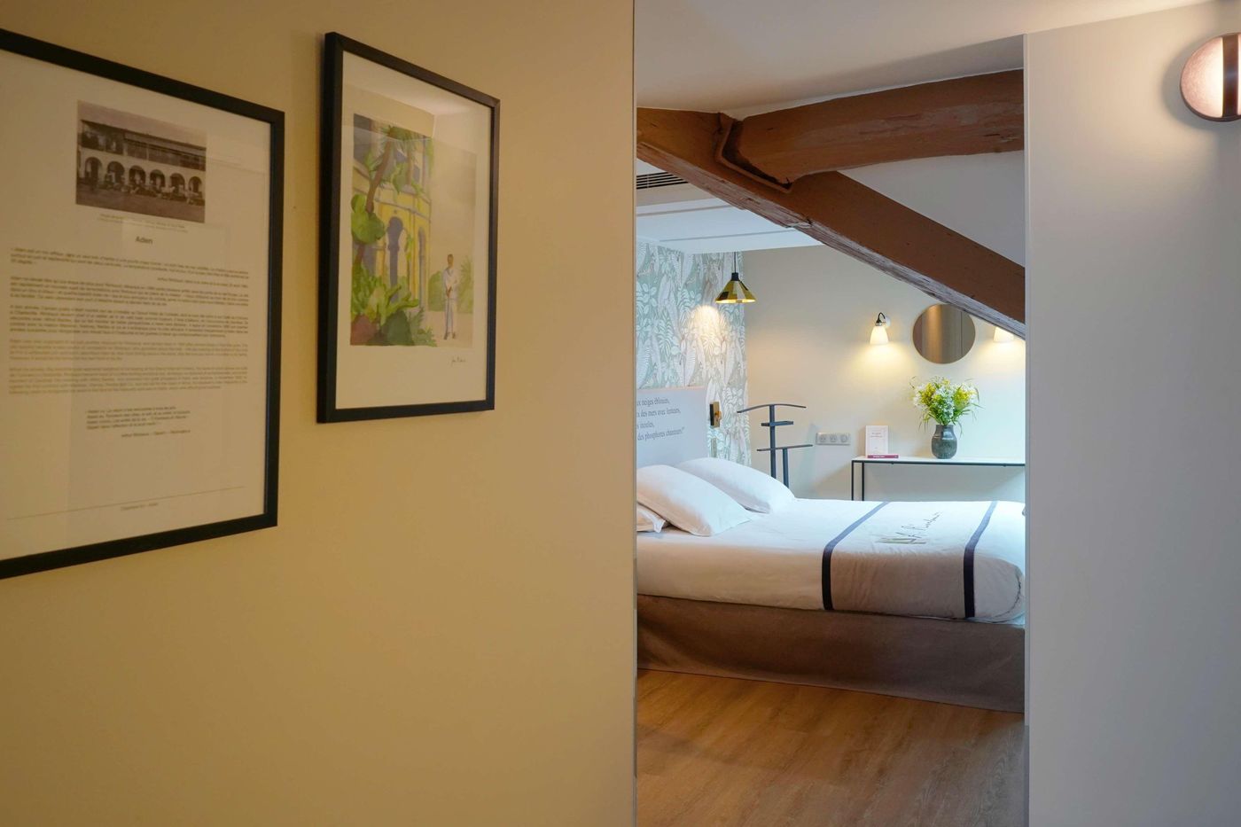 Hotel-Litteraire-Arthur-Rimbaud--BW-Signature-Coll-Room-48