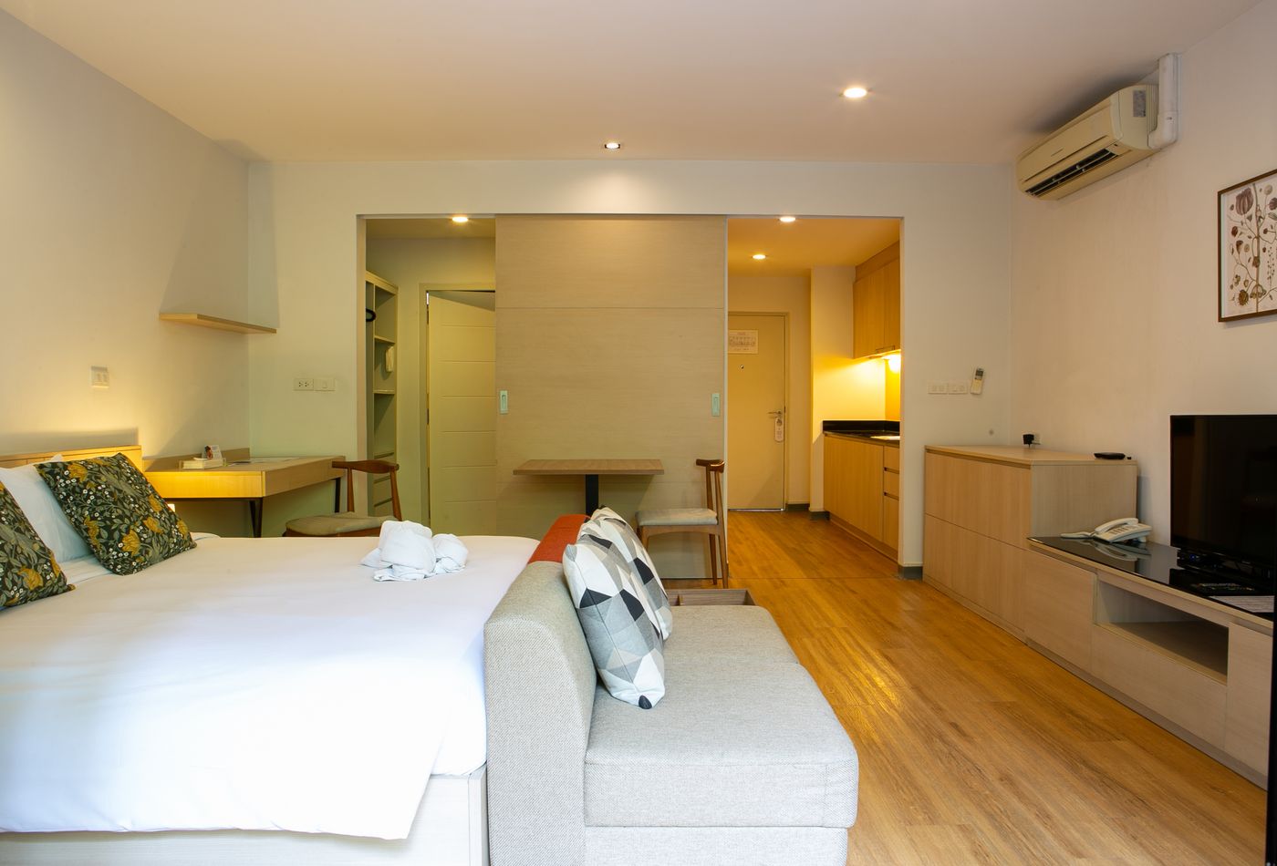 The-Silver-Palm-Wellness-Resort---Bangkok-Room-24