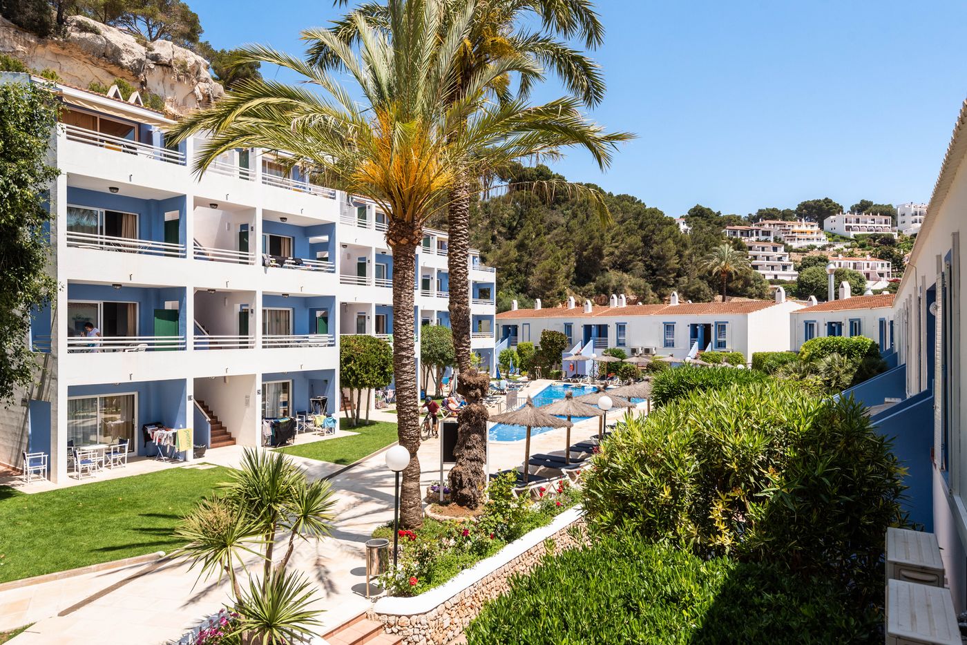 Galdana-Gardens-Apartments-Pool-7