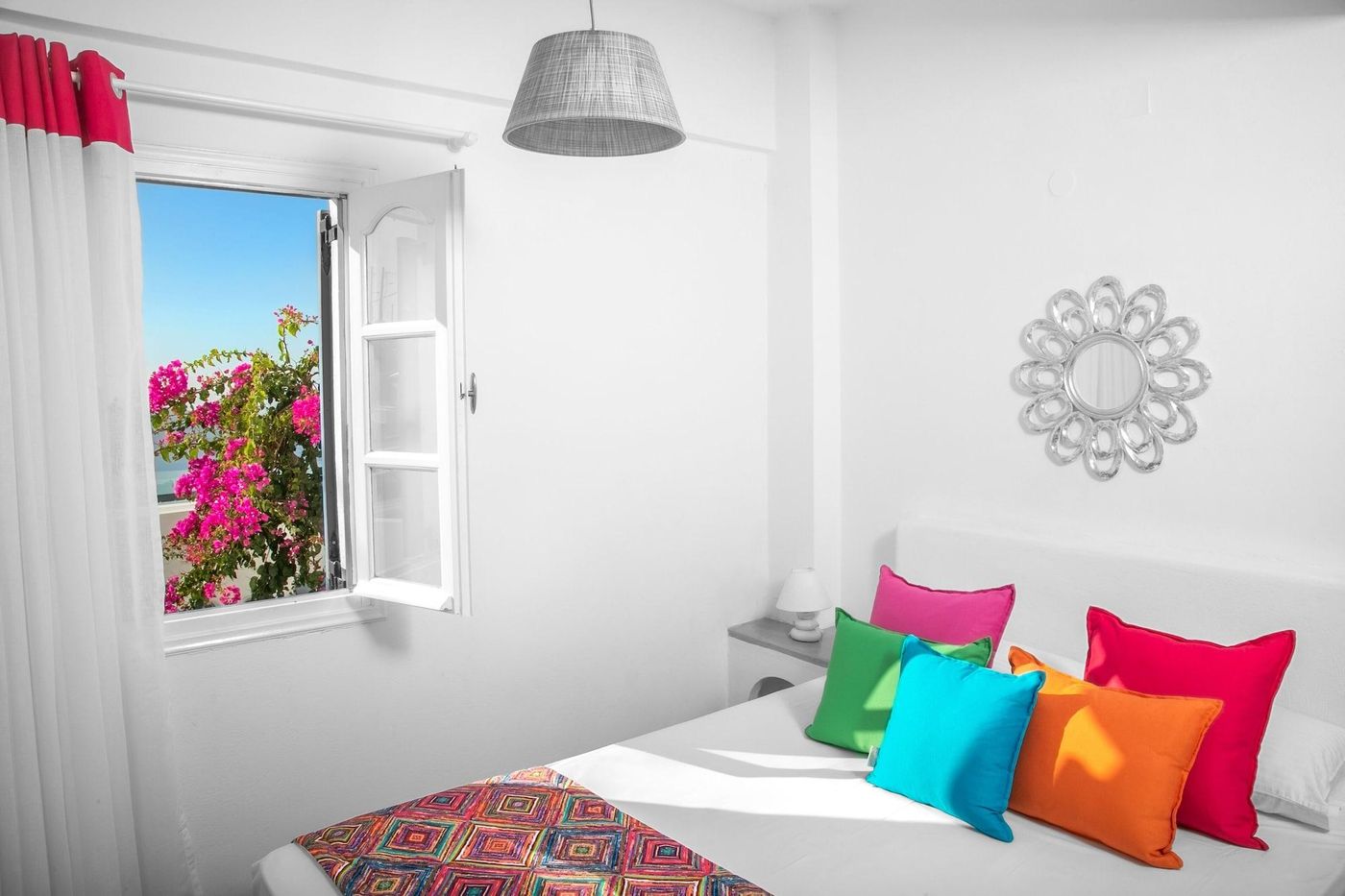 Abelonas-Retreat-Sunset-and-Sunrise-Lodgins-Room-5