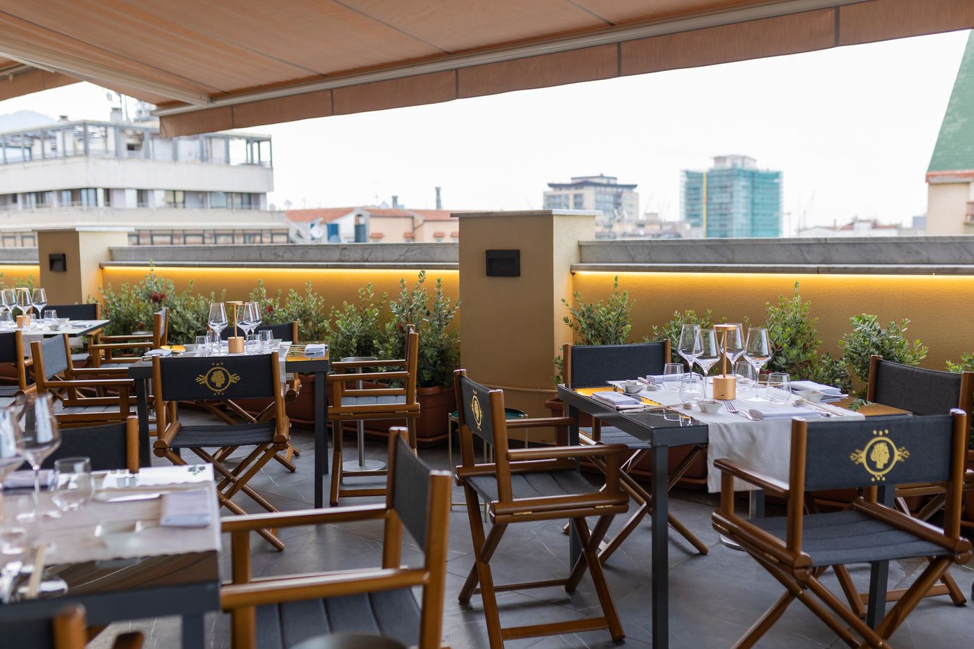 Grand-Hotel-et-des-Palmes-Terrace-2