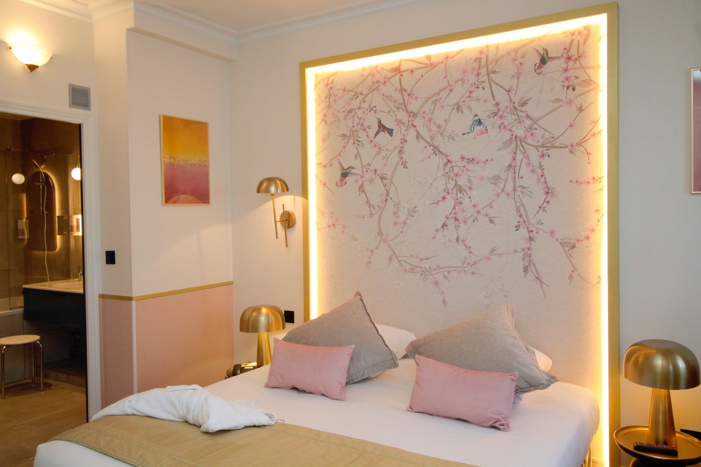 HOTEL-PRINCESSE-CAROLINE-Room-15