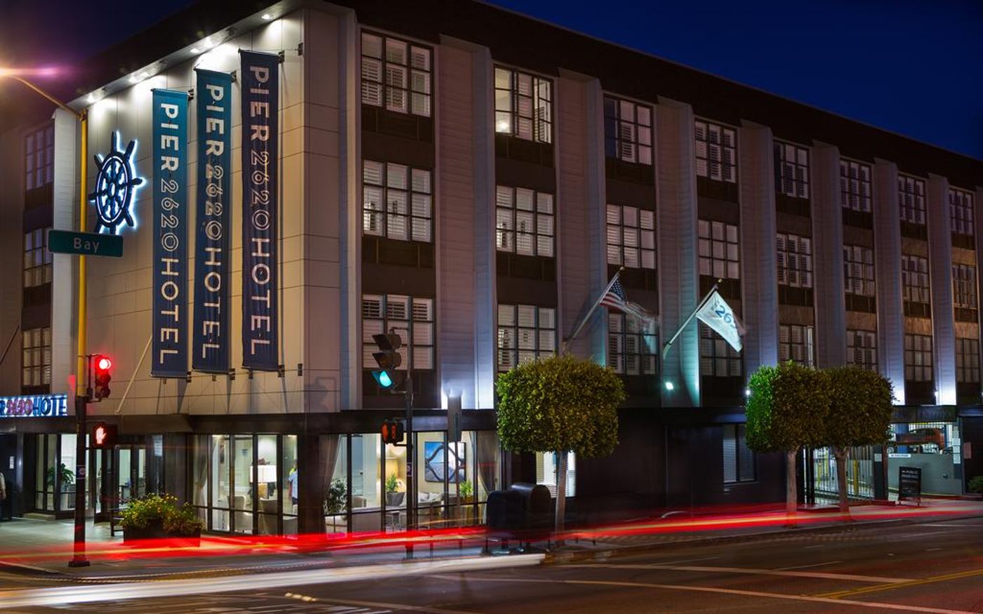 Pier 2620 Hotel
