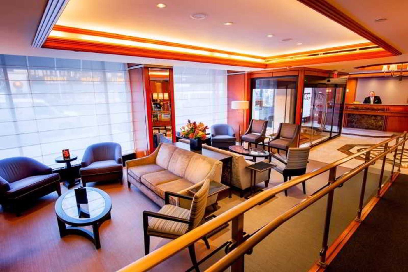 Hotel-Beacon-Lobby-9