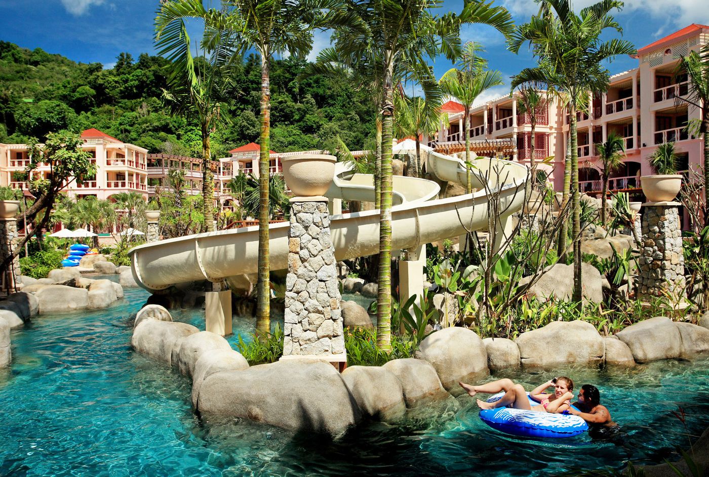 Centara-Grand-Beach-Resort-Phuket-Sports-and-Entertainment-20