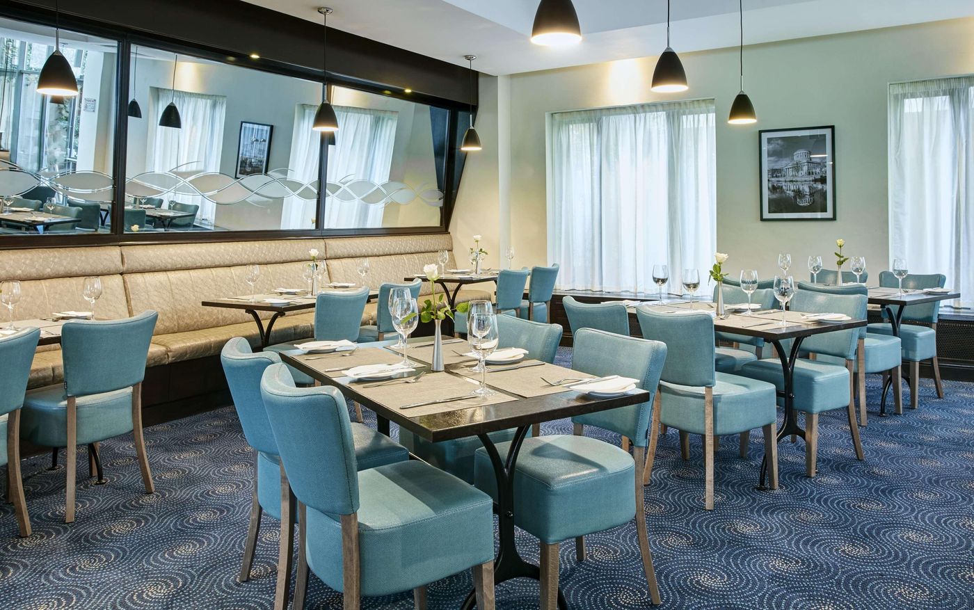 Hilton-Garden-Inn-Dublin-City-Centre-Restaurant-27