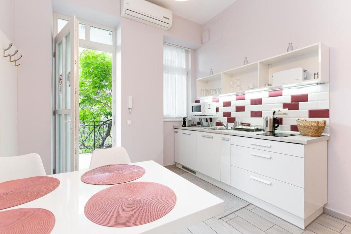 Butik-Life-Hotel---Apartments-Room-1