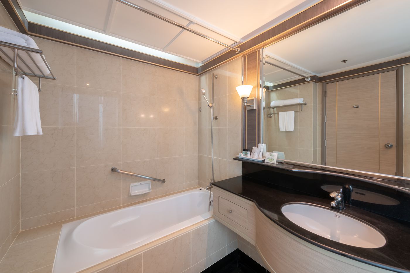 Jasmine-City-Hotel-Room-46