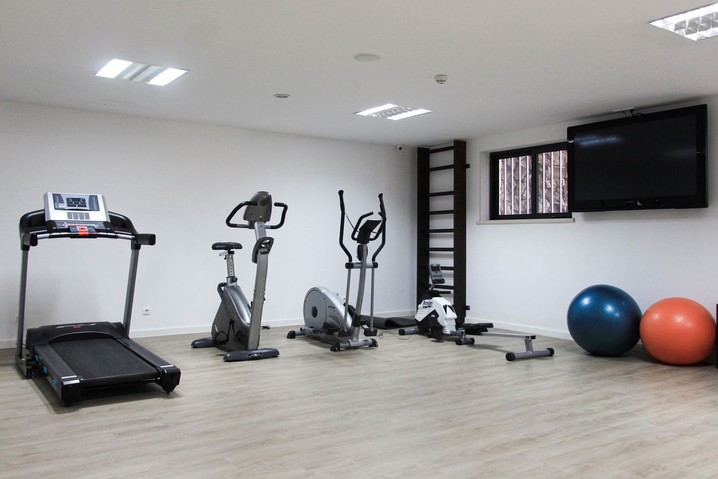 Vitor-s-Village-Sports-and-Entertainment-89